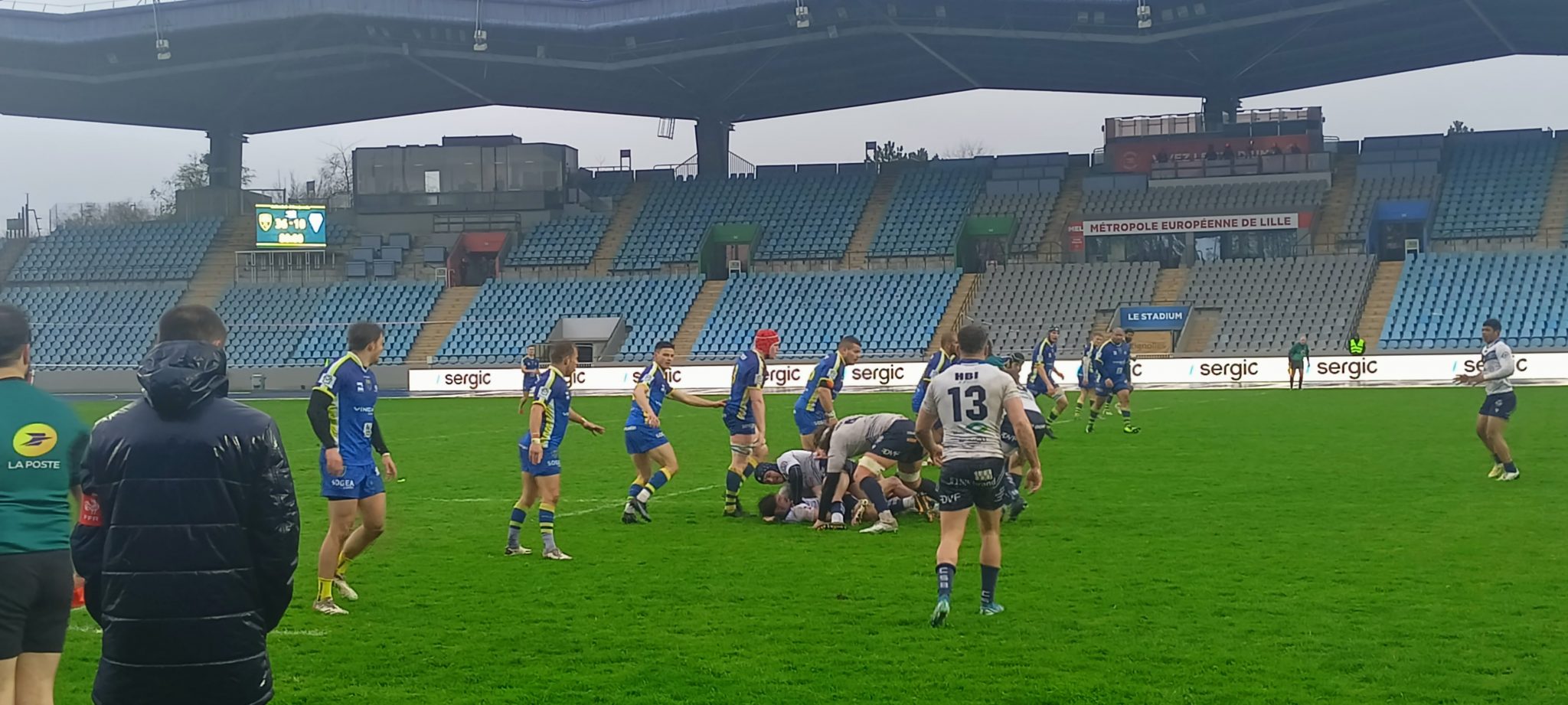 Rugby Dans Le Sang Devant Le Stade Français ! Débardeur Pour Passionnés