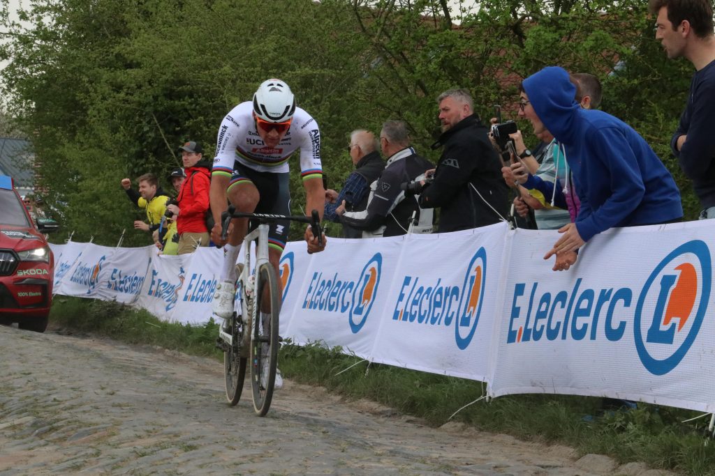 Paris-Roubaix 2024 Van der Poel