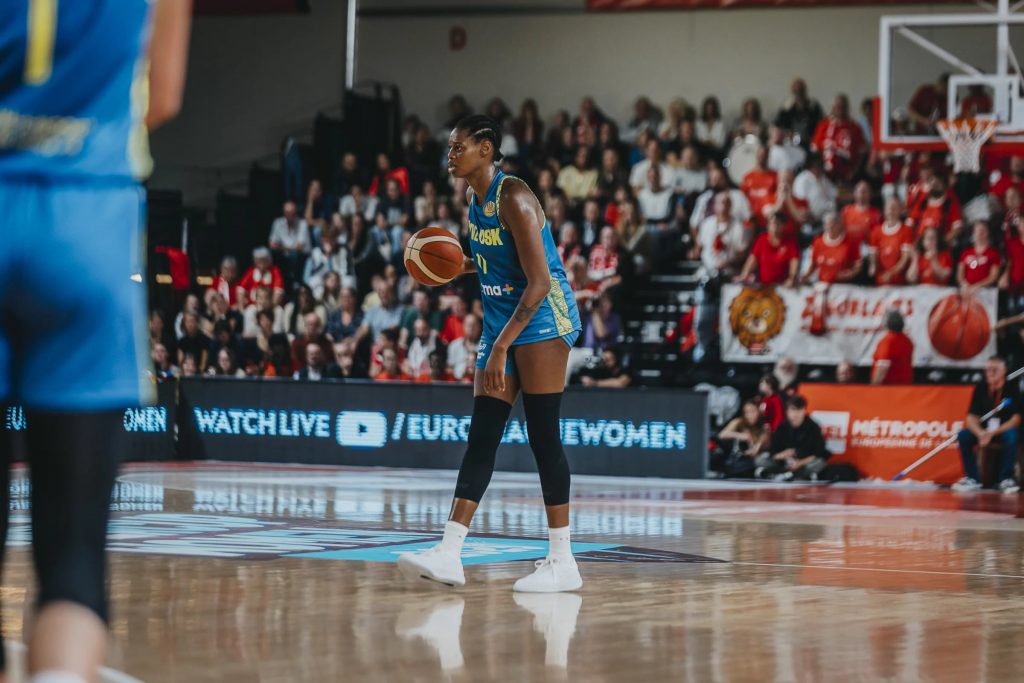 ESBVA-USK Prague Valériane Ayayi