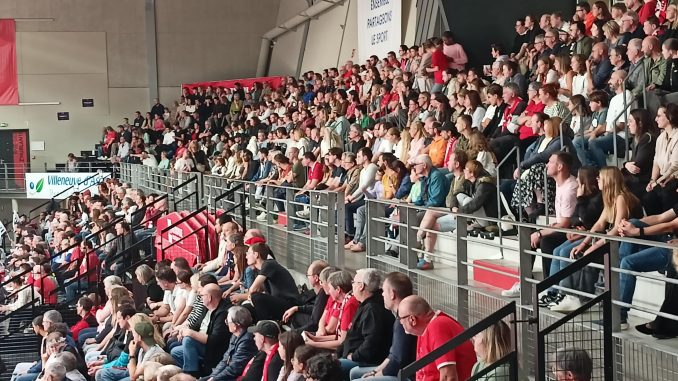 Super Coupe d'Europe ESBVA Prague public