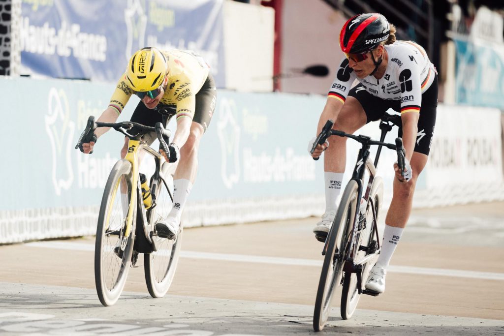 Paris-Roubaix Femmes 2026 arrivée