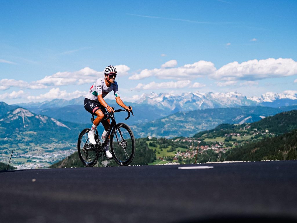 Tour Auvergne Rhône Alpes Del Toro