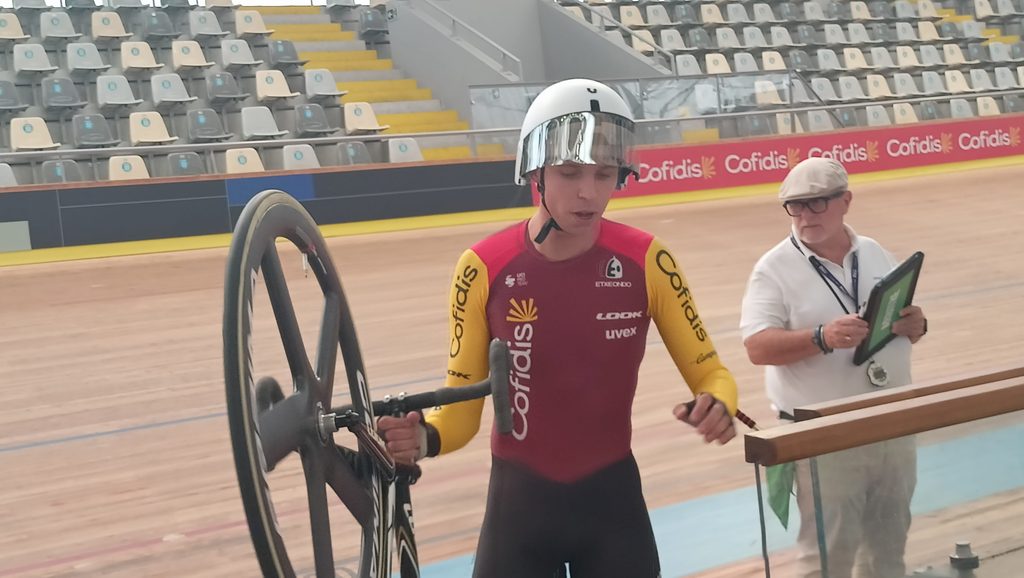 Championnats de France paracyclisme sur piste à Roubaix Arthur Bauchet