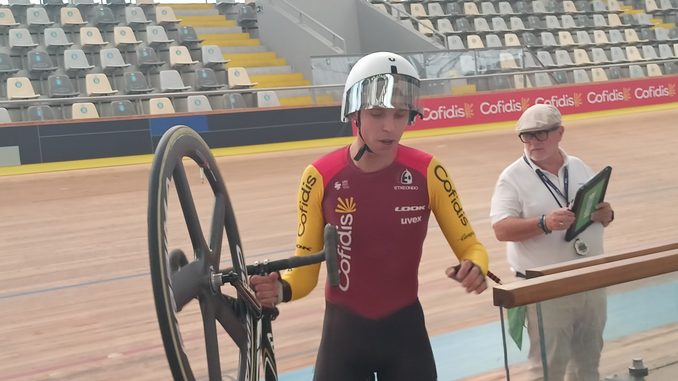 Championnats de France paracyclisme sur piste à Roubaix Arthur Bauchet